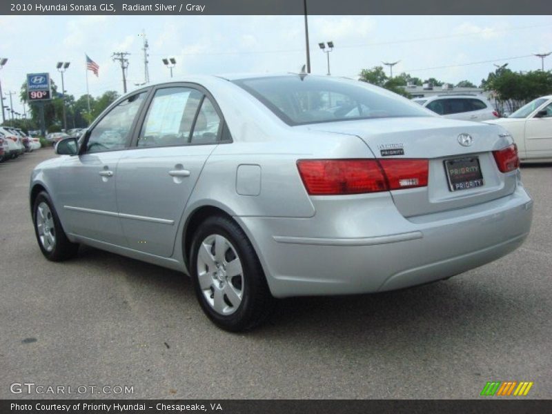 Radiant Silver / Gray 2010 Hyundai Sonata GLS