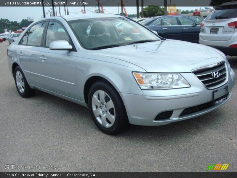 Radiant Silver / Gray 2010 Hyundai Sonata GLS