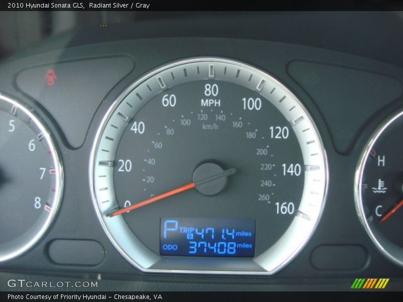 Radiant Silver / Gray 2010 Hyundai Sonata GLS