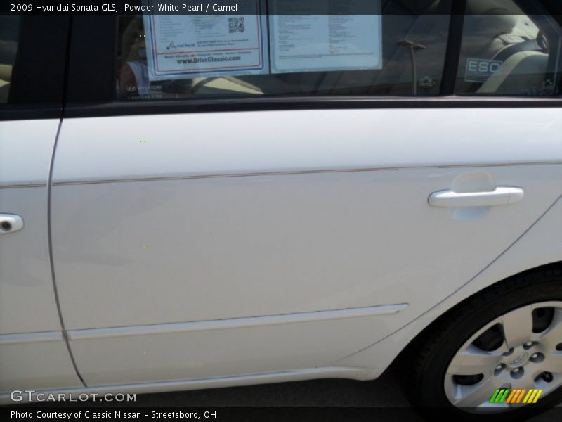 Powder White Pearl / Camel 2009 Hyundai Sonata GLS