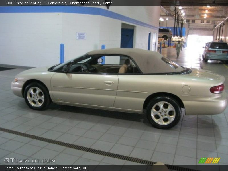 Champagne Pearl / Camel 2000 Chrysler Sebring JXi Convertible