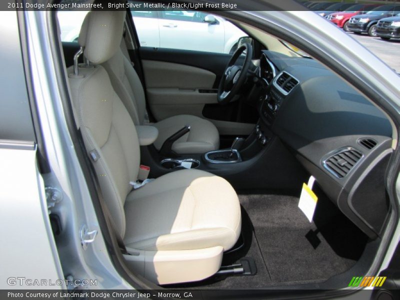 Bright Silver Metallic / Black/Light Frost Beige 2011 Dodge Avenger Mainstreet