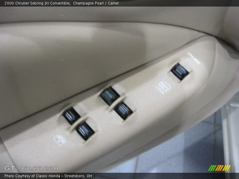 Champagne Pearl / Camel 2000 Chrysler Sebring JXi Convertible