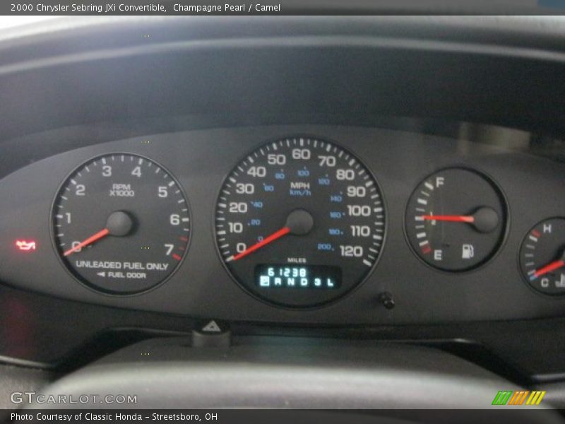 Champagne Pearl / Camel 2000 Chrysler Sebring JXi Convertible