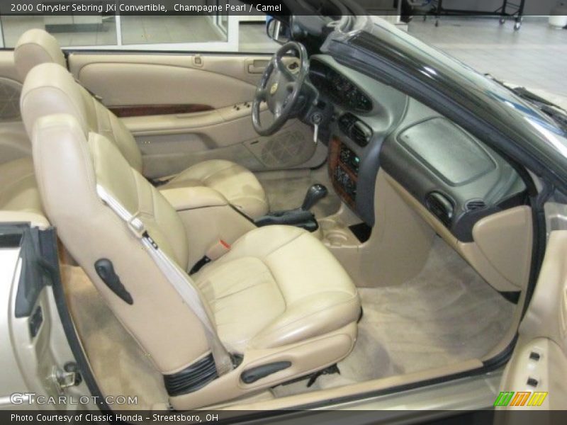 Champagne Pearl / Camel 2000 Chrysler Sebring JXi Convertible