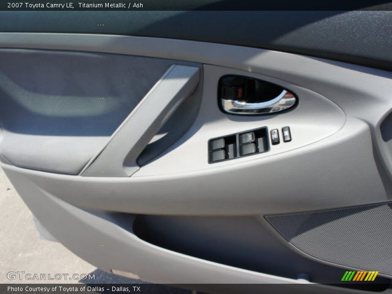 Titanium Metallic / Ash 2007 Toyota Camry LE