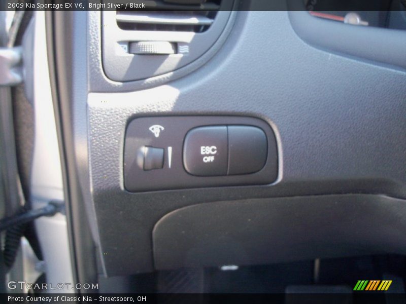 Bright Silver / Black 2009 Kia Sportage EX V6