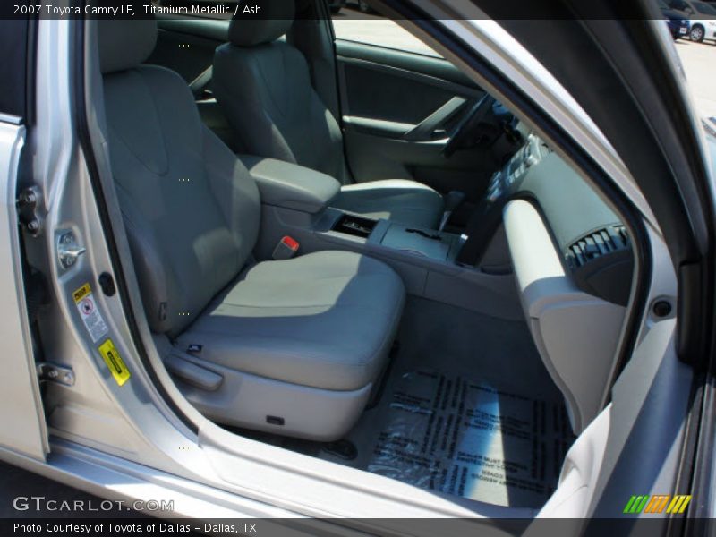 Titanium Metallic / Ash 2007 Toyota Camry LE