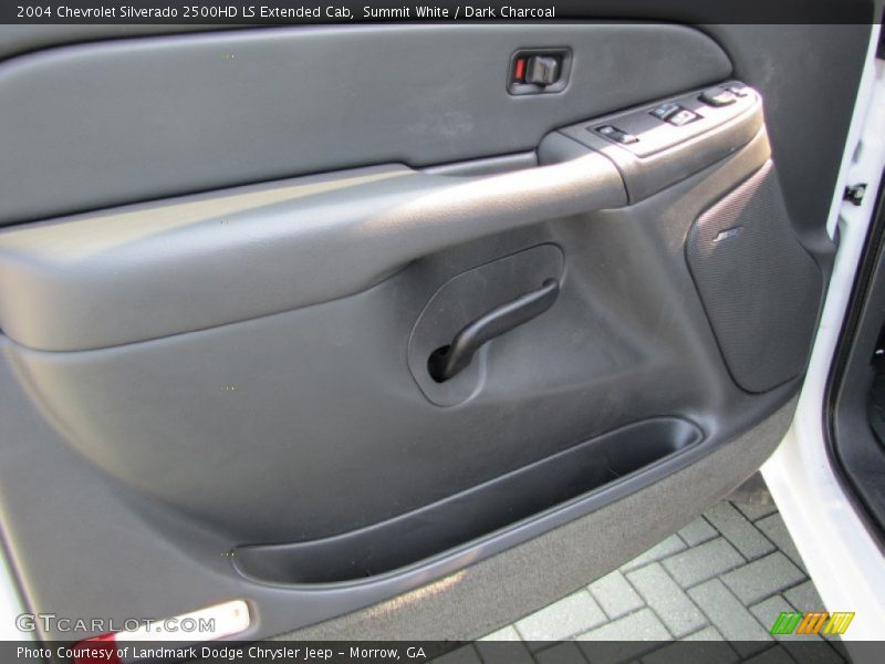 Summit White / Dark Charcoal 2004 Chevrolet Silverado 2500HD LS Extended Cab