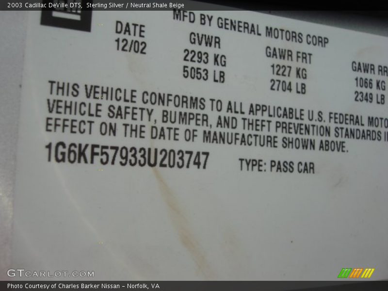 Sterling Silver / Neutral Shale Beige 2003 Cadillac DeVille DTS