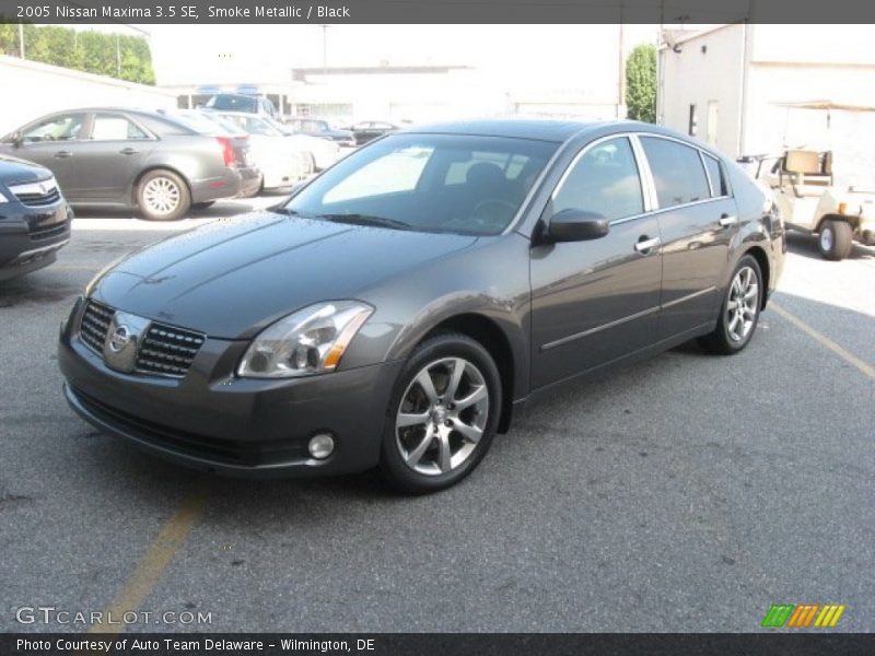 Smoke Metallic / Black 2005 Nissan Maxima 3.5 SE