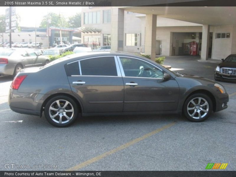 Smoke Metallic / Black 2005 Nissan Maxima 3.5 SE