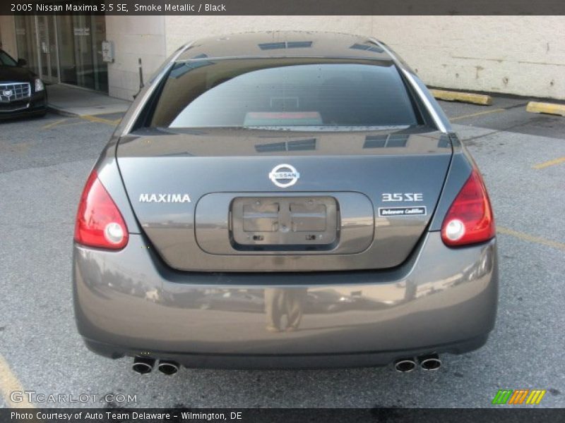 Smoke Metallic / Black 2005 Nissan Maxima 3.5 SE