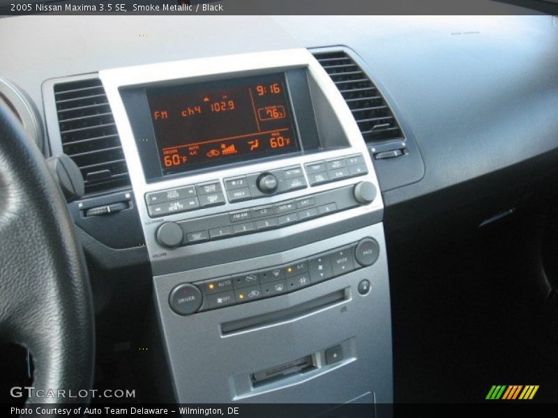 Smoke Metallic / Black 2005 Nissan Maxima 3.5 SE