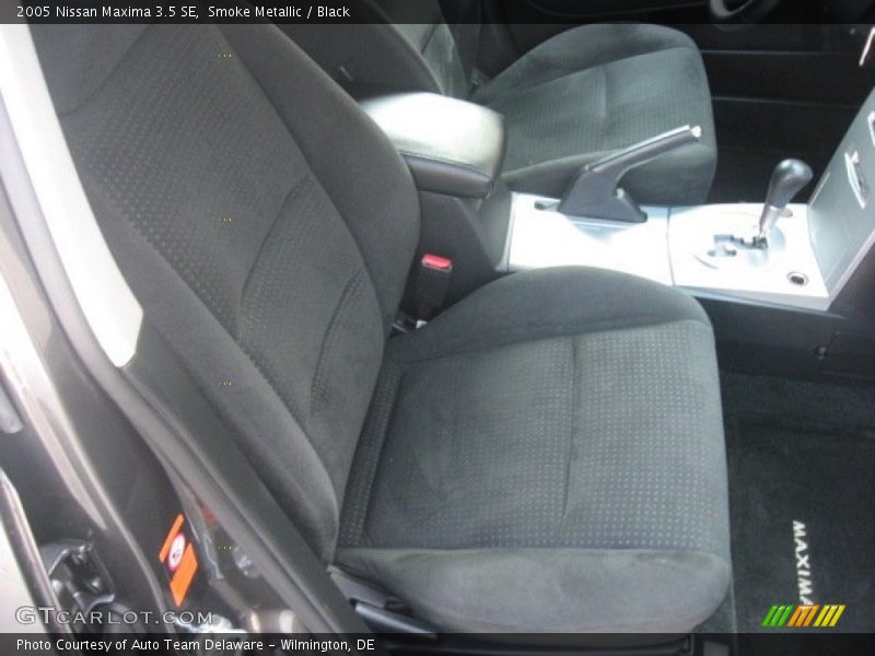 Smoke Metallic / Black 2005 Nissan Maxima 3.5 SE