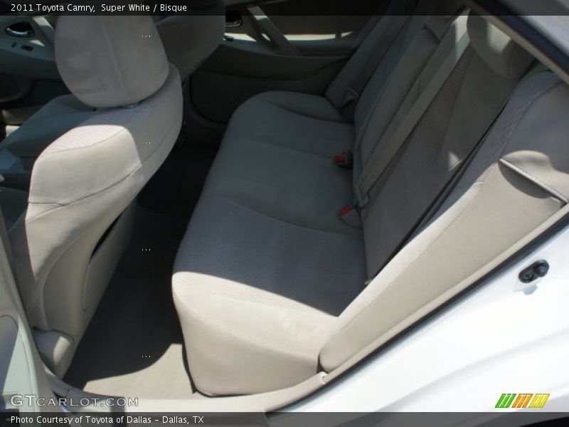 Super White / Bisque 2011 Toyota Camry