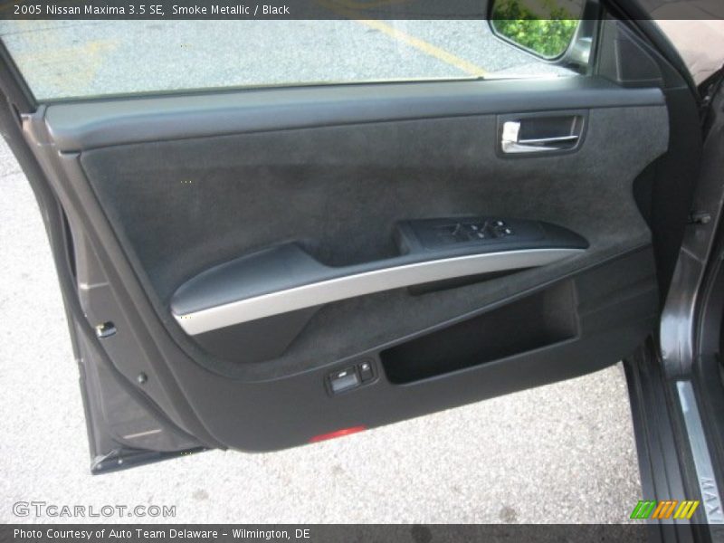 Smoke Metallic / Black 2005 Nissan Maxima 3.5 SE