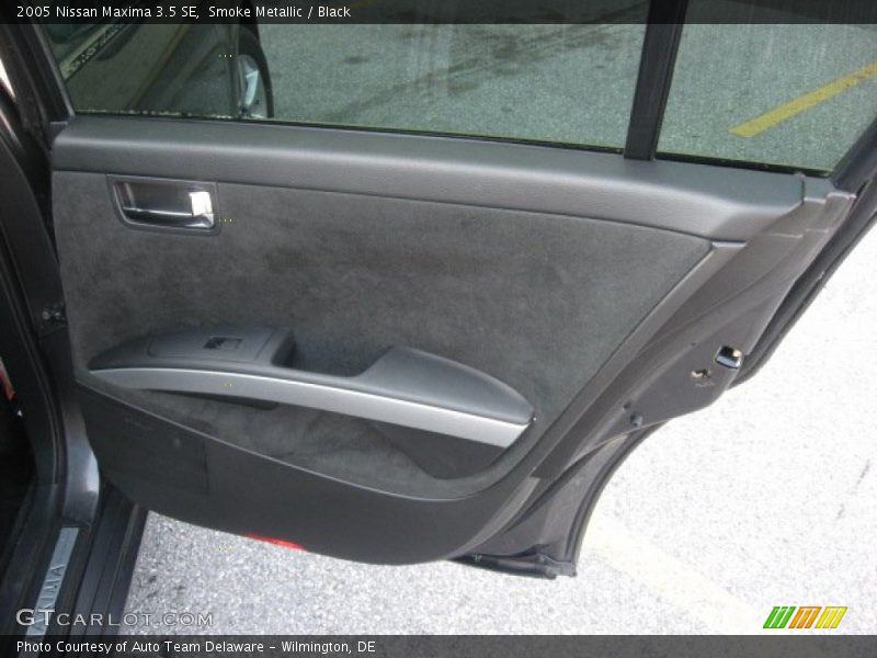 Smoke Metallic / Black 2005 Nissan Maxima 3.5 SE