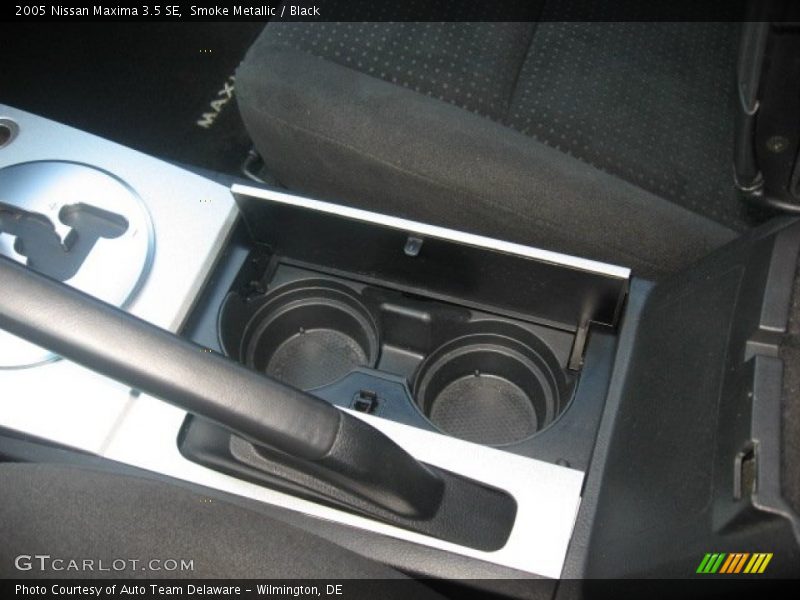 Smoke Metallic / Black 2005 Nissan Maxima 3.5 SE
