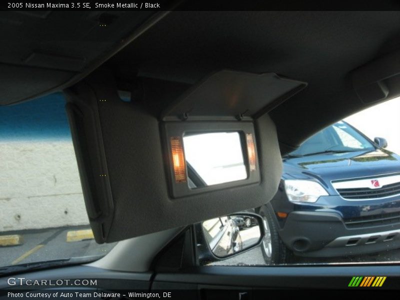 Smoke Metallic / Black 2005 Nissan Maxima 3.5 SE