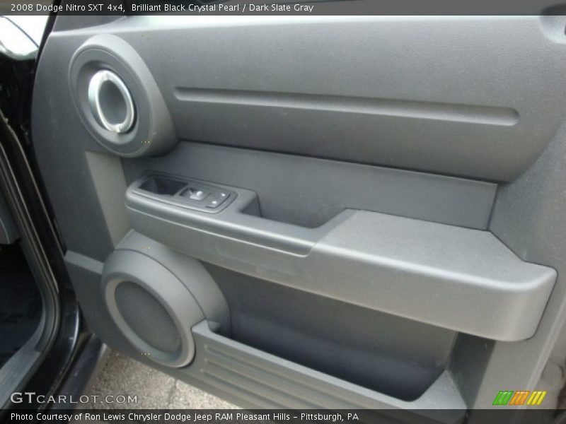 Brilliant Black Crystal Pearl / Dark Slate Gray 2008 Dodge Nitro SXT 4x4