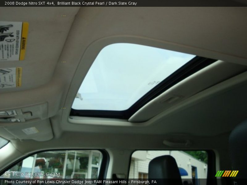 Brilliant Black Crystal Pearl / Dark Slate Gray 2008 Dodge Nitro SXT 4x4