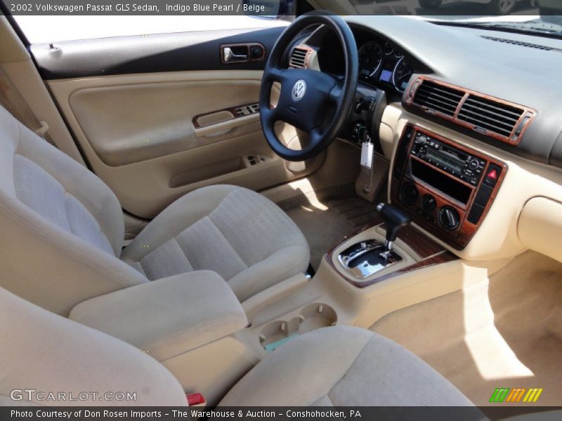 Indigo Blue Pearl / Beige 2002 Volkswagen Passat GLS Sedan