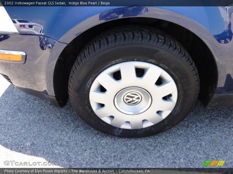 Indigo Blue Pearl / Beige 2002 Volkswagen Passat GLS Sedan