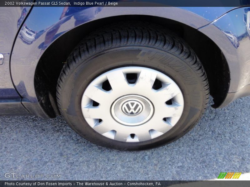 Indigo Blue Pearl / Beige 2002 Volkswagen Passat GLS Sedan
