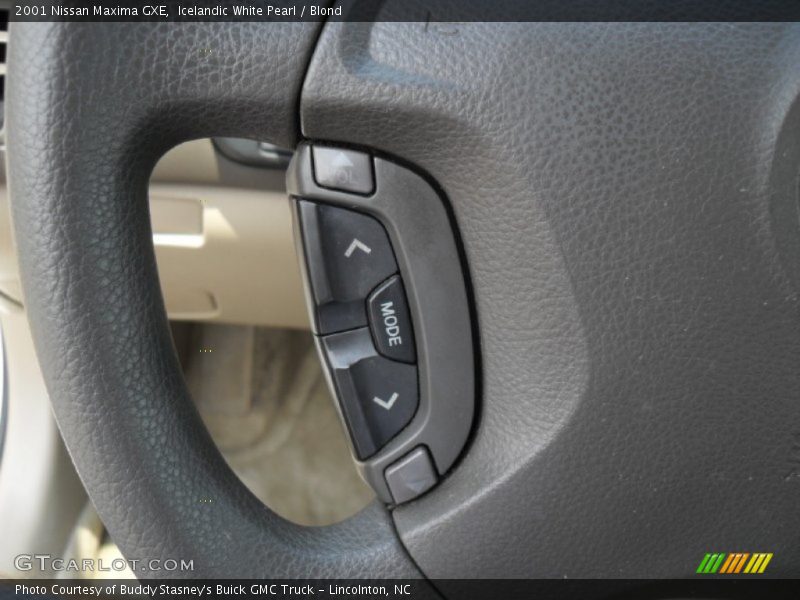 Icelandic White Pearl / Blond 2001 Nissan Maxima GXE