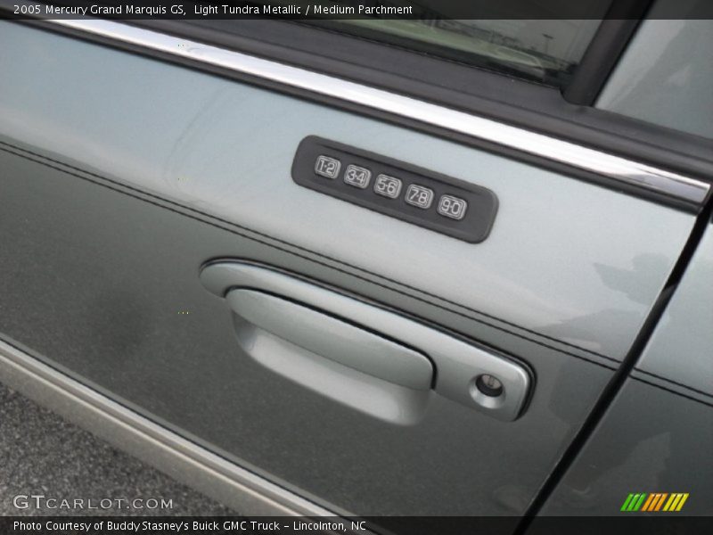 Light Tundra Metallic / Medium Parchment 2005 Mercury Grand Marquis GS
