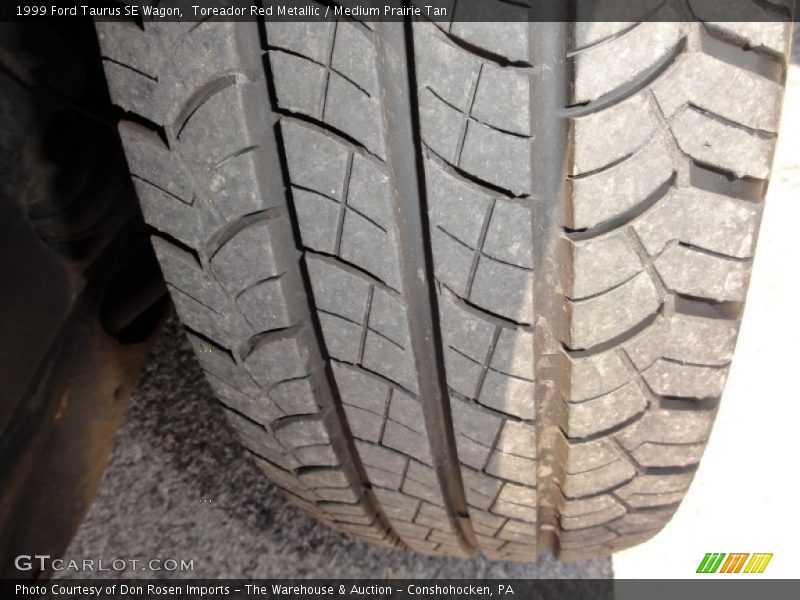 Toreador Red Metallic / Medium Prairie Tan 1999 Ford Taurus SE Wagon