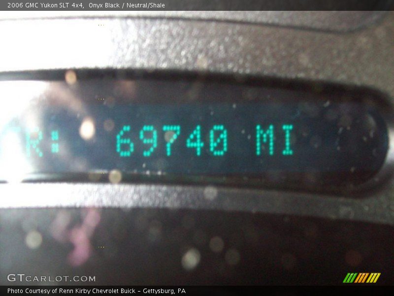 Onyx Black / Neutral/Shale 2006 GMC Yukon SLT 4x4