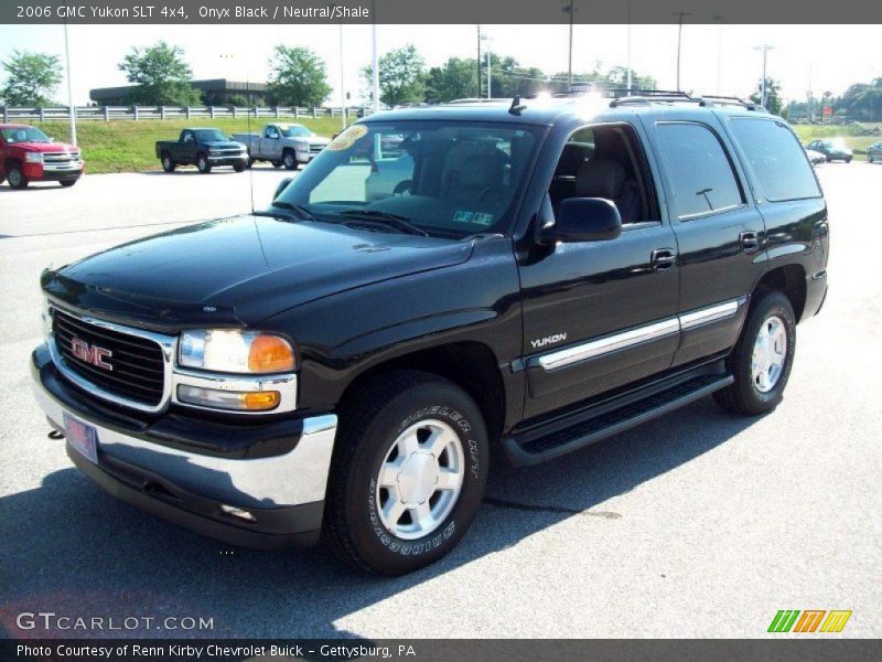 Onyx Black / Neutral/Shale 2006 GMC Yukon SLT 4x4