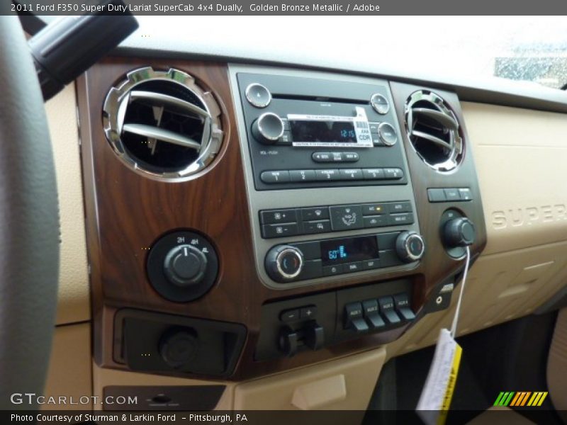 Controls of 2011 F350 Super Duty Lariat SuperCab 4x4 Dually