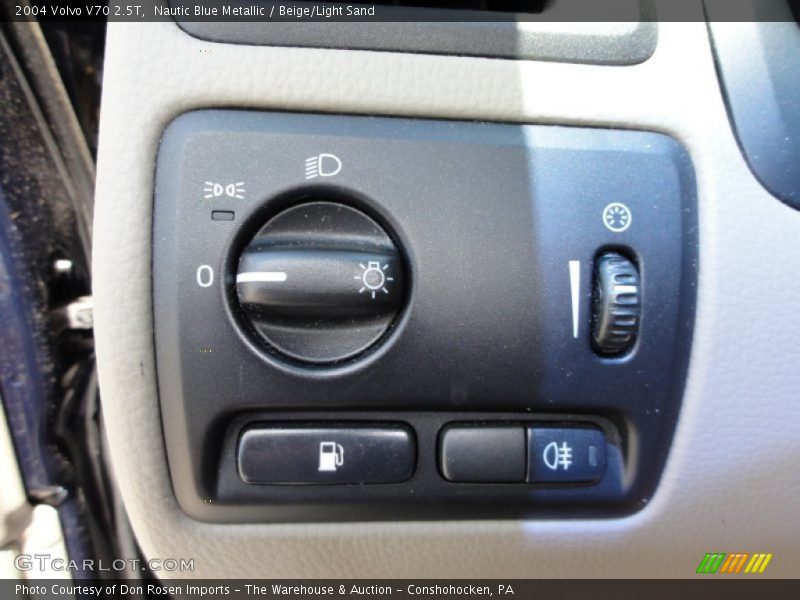 Controls of 2004 V70 2.5T