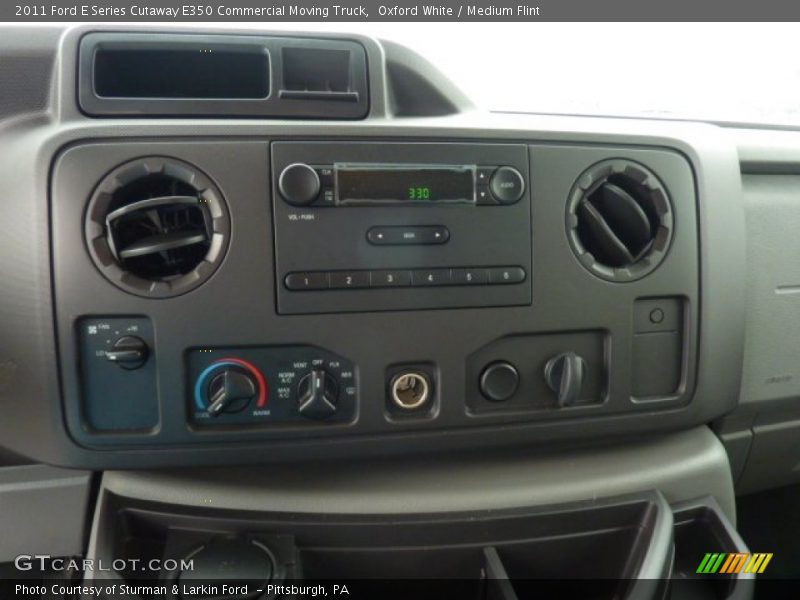 Oxford White / Medium Flint 2011 Ford E Series Cutaway E350 Commercial Moving Truck
