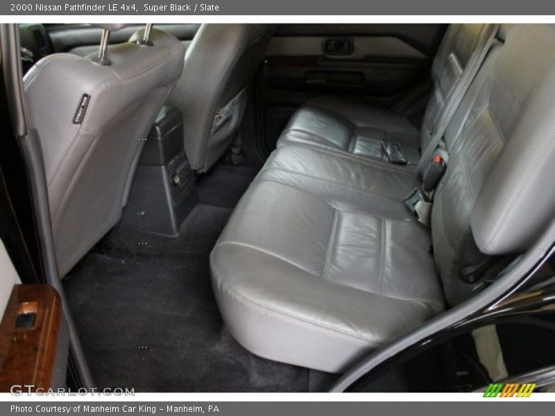 Super Black / Slate 2000 Nissan Pathfinder LE 4x4