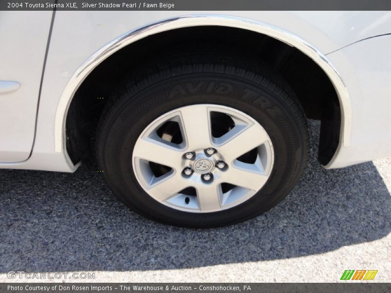 Silver Shadow Pearl / Fawn Beige 2004 Toyota Sienna XLE