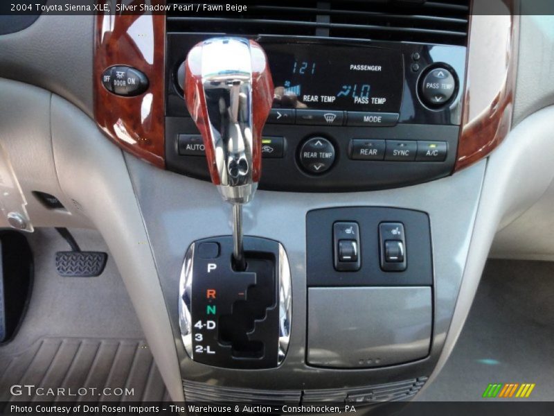 Silver Shadow Pearl / Fawn Beige 2004 Toyota Sienna XLE
