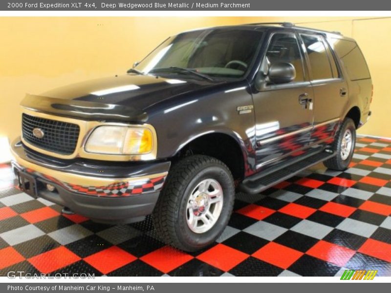 Deep Wedgewood Blue Metallic / Medium Parchment 2000 Ford Expedition XLT 4x4