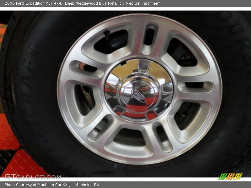  2000 Expedition XLT 4x4 Wheel