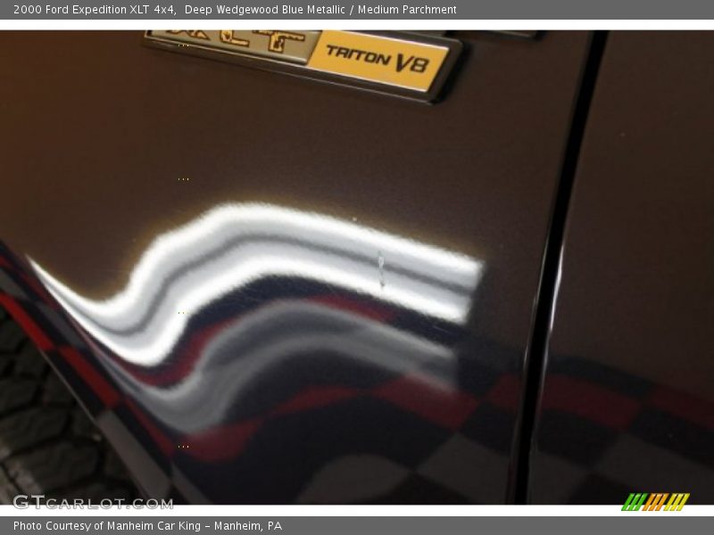 Deep Wedgewood Blue Metallic / Medium Parchment 2000 Ford Expedition XLT 4x4
