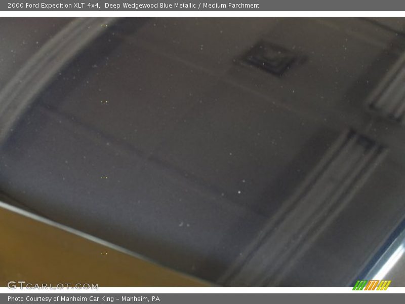 Deep Wedgewood Blue Metallic / Medium Parchment 2000 Ford Expedition XLT 4x4