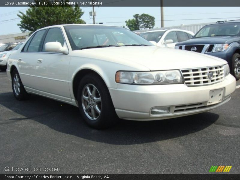 Cotillion White / Neutral Shale 1999 Cadillac Seville STS