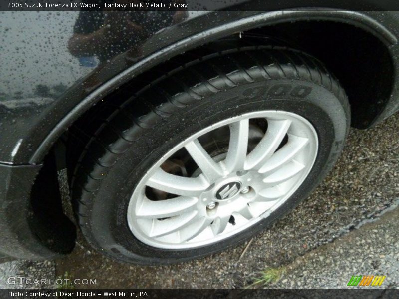 Fantasy Black Metallic / Gray 2005 Suzuki Forenza LX Wagon