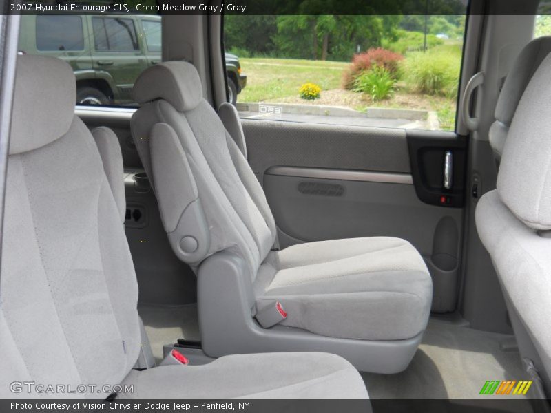 Green Meadow Gray / Gray 2007 Hyundai Entourage GLS