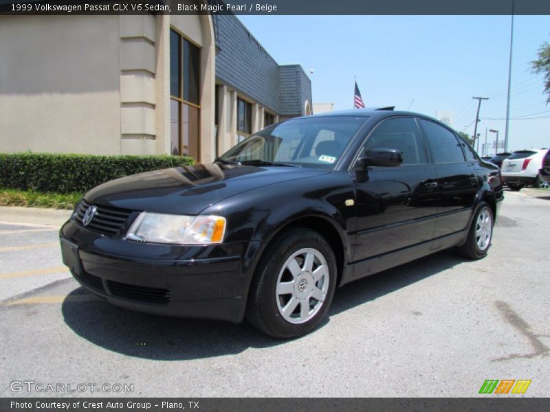 Front 3/4 View of 1999 Passat GLX V6 Sedan