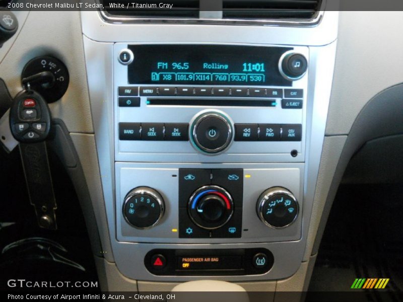 White / Titanium Gray 2008 Chevrolet Malibu LT Sedan