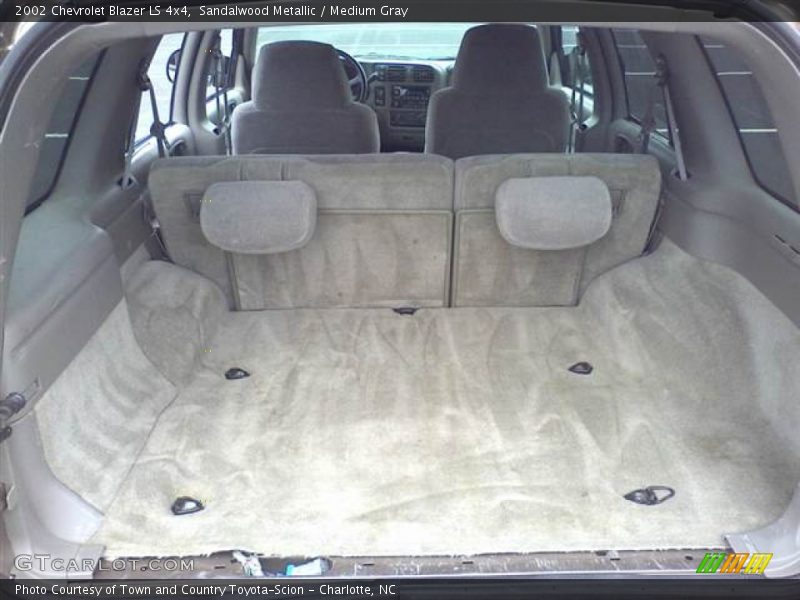 Sandalwood Metallic / Medium Gray 2002 Chevrolet Blazer LS 4x4